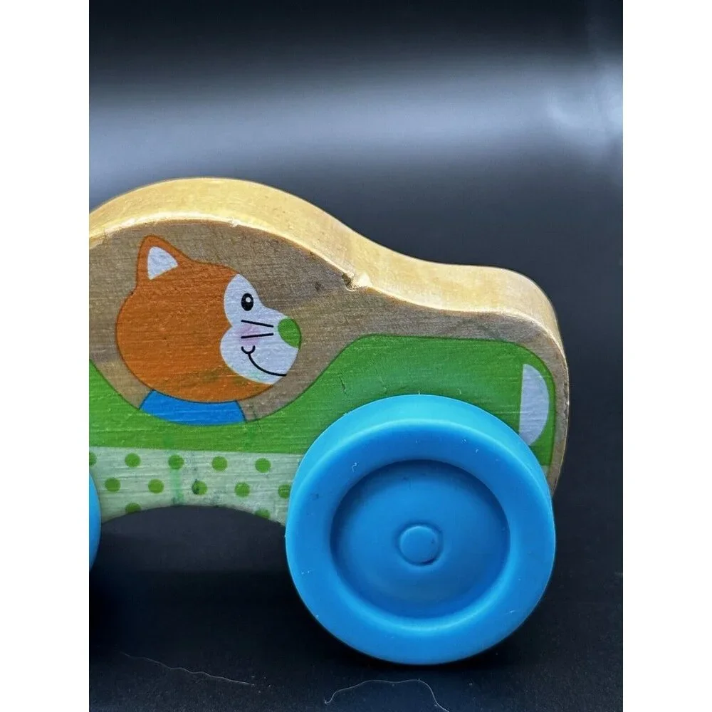 Melissa and Doug Stackable Car Wooden Toy orange cat driver blue‎ wheels 4”
